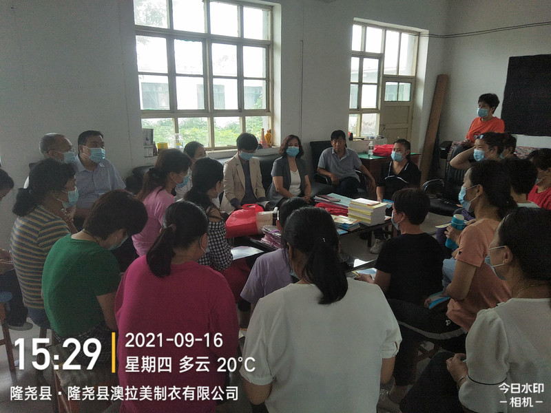 9.16送法进企业 (2).jpg